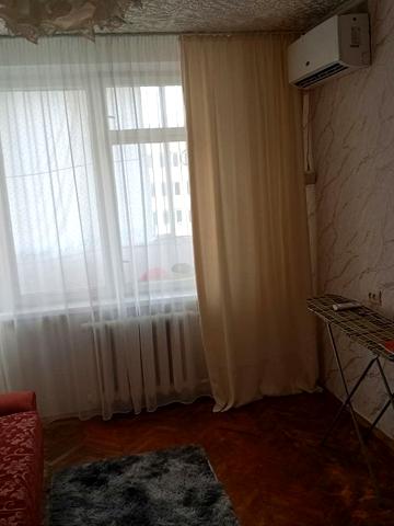 Мостицька вул., 6