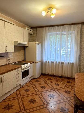 Сосницька вул., 19