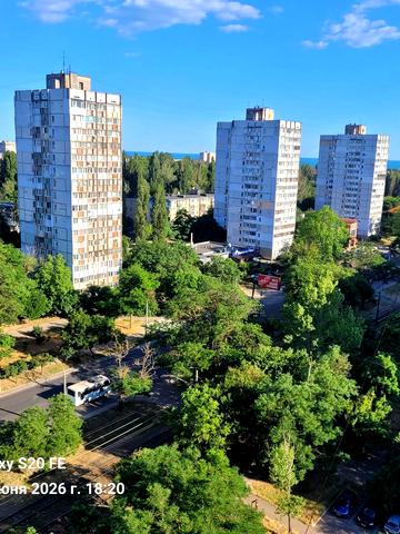 Князя Володимира Великого просп., 83
