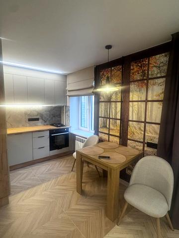 Голосіївський просп. (40-річчя Жовтня), 126к4