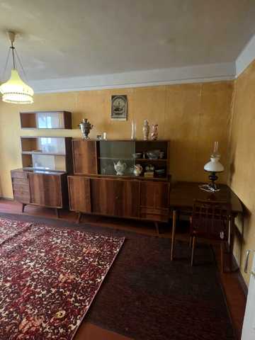 Соборності просп. (Возз'єднання), 3-Б