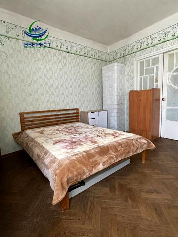 Яровиця вул., 4
