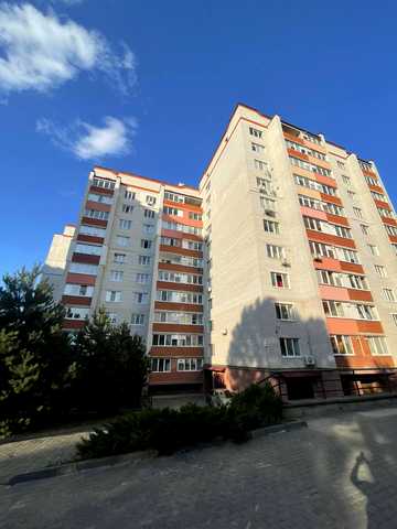 Львівська вул., 8
