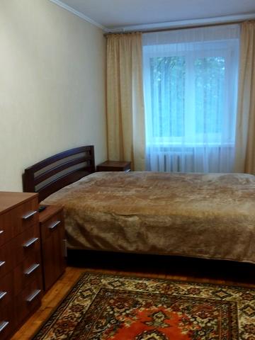 Академіка Янгеля вул., 9