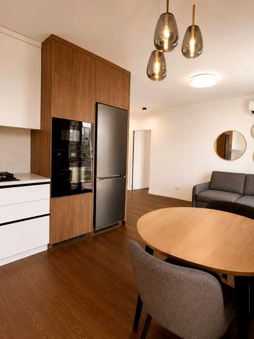 Капушанська вул., (Будинок 1)