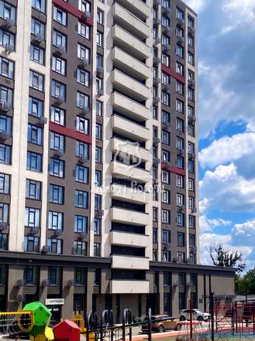 Любомира Гузара просп. (Космонавта Комарова), 11