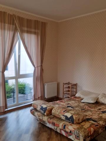 Метрологічна вул., 21