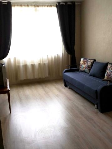 Михайла Грушевського вул., 30г