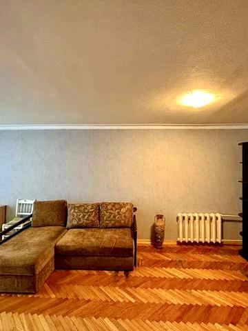 Антоновича вул. (Горького), 88