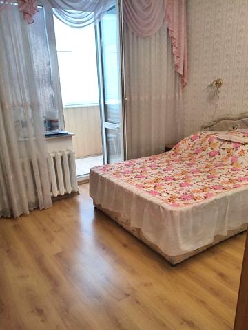 Тополина вул., 20