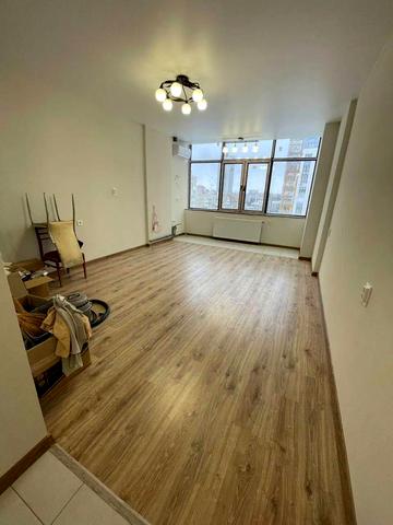Професора Отамановського вул., (Будинок)