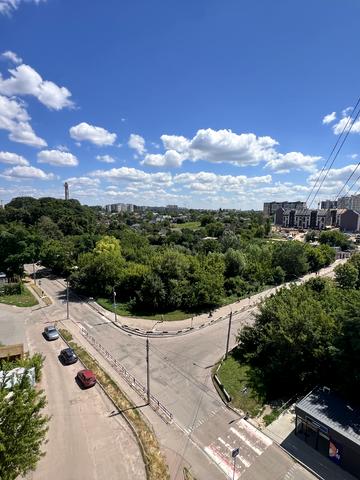 Олександра Клосовського вул., 10
