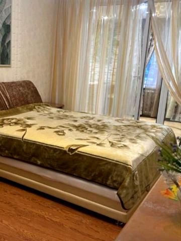 Небесної Сотні просп. (Маршала Жукова), 10г