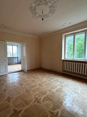 Загородна вул., 43а