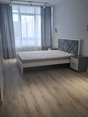 Малоголосківська вул., 44