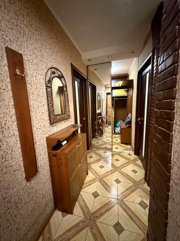 Кривбасівська вул., 62