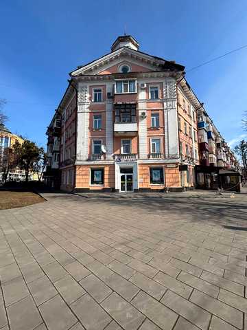 Соборності вул. (Жовтнева), 46