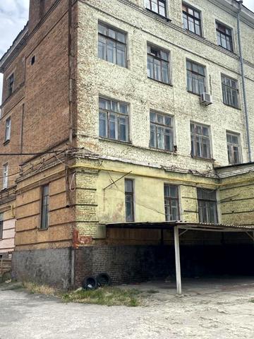 Знамянська вул. (Прапорна), 16