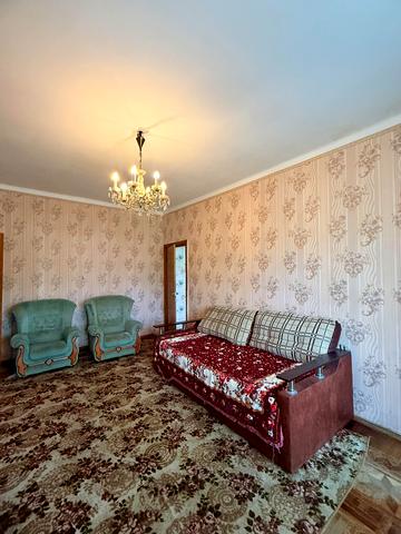 Ніжинська вул., 73