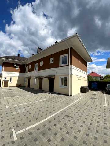 Канівська вул., 35