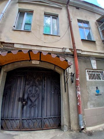 Вознесенський пров., 9