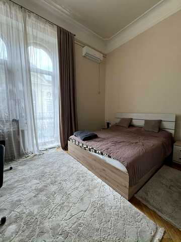 Миколи Лисенка вул., 2