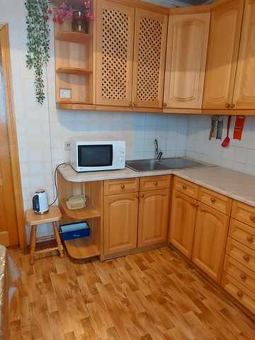 Ревуцького вул., 44-Б