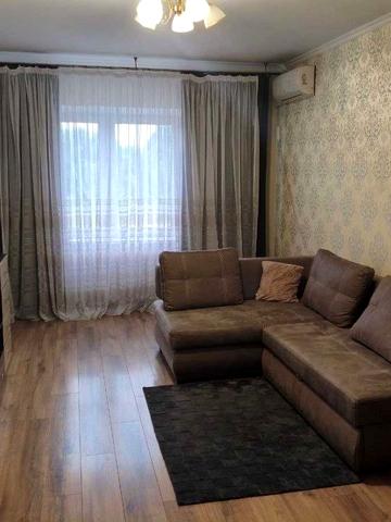 Миколи Бажана просп., 5-Г