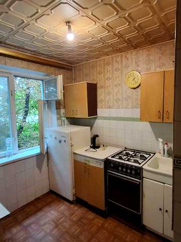 Олександра Поля просп. (Кірова), 107-А