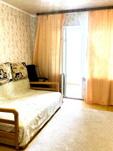 Володимира Висоцького бульв., 9