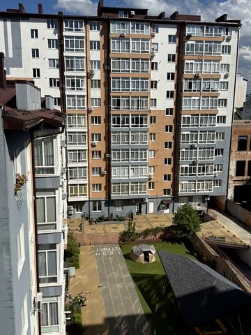 Андрія Мельника вул., 10 к4