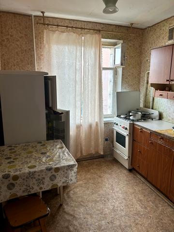 Романа Шухевича просп. (Генерала Ватутіна), 22