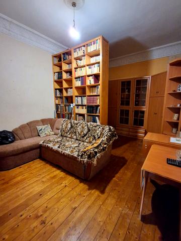 Дерибасівська вул., 20
