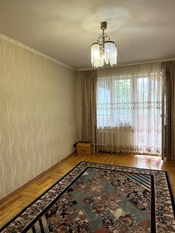 Озерна вул., 10