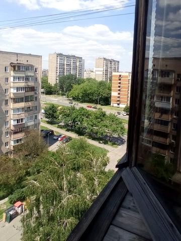 Симиренка вул., 28
