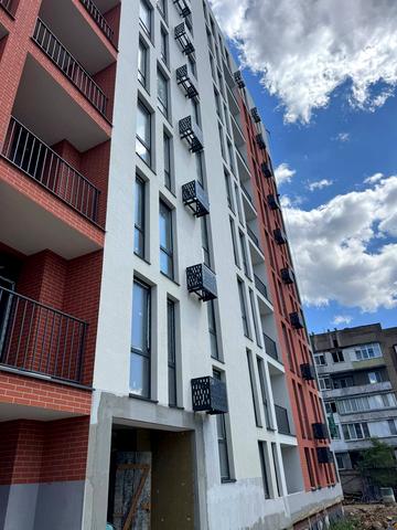 Карпатської України вул. (Юрія Гагаріна), (Будинок 1)