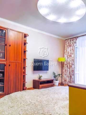 Ґарета Джонса вул. (Сім'ї Хохлових), 6