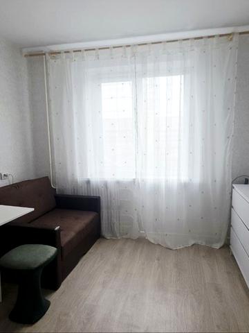 Володимира Антоновича вул. (Свердлова), 10б