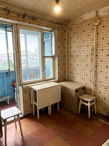 Ореста Левицького вул. (Академіка Курчатова), 7