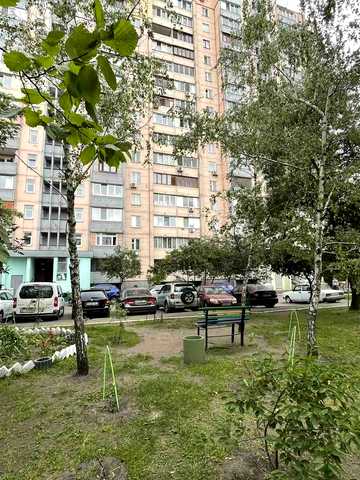 Вишняківська вул., 5