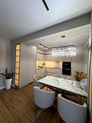 Петра Лінтура вул., 7