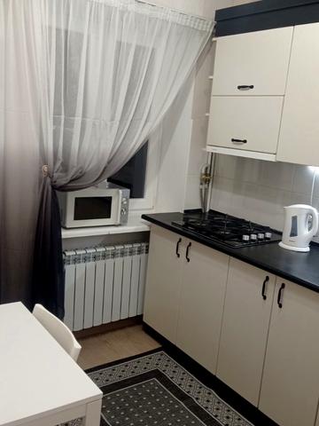 майдан Незалежності пл., 7