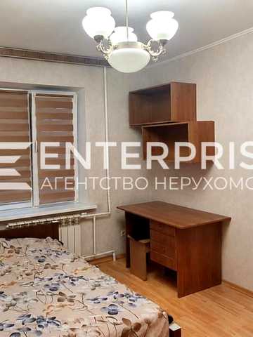 Мирослава Поповича вул. (Семашка), 15