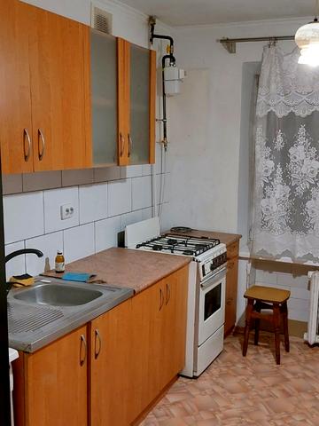 Канівська вул., 5