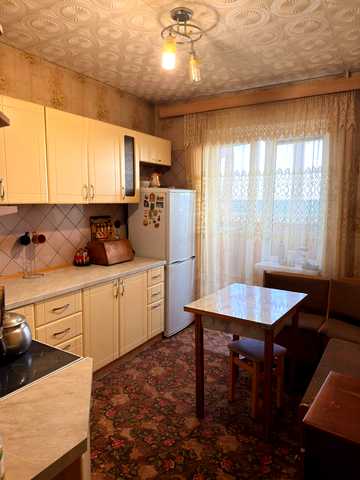 Українська вул., 2-Б