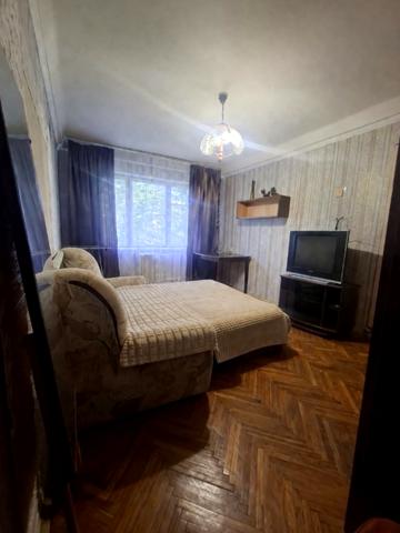 Академіка Шалімова вул. (Героїв Севастополя), 17-Б