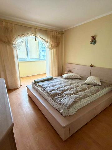Гната Хоткевича вул., 44д