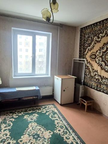 Академіка Корольова вул., 104/3