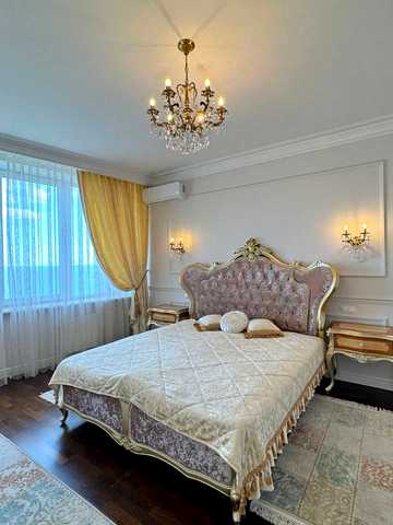 Літературна вул., 12а, к.1
