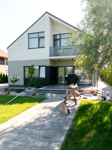 лісова, 3